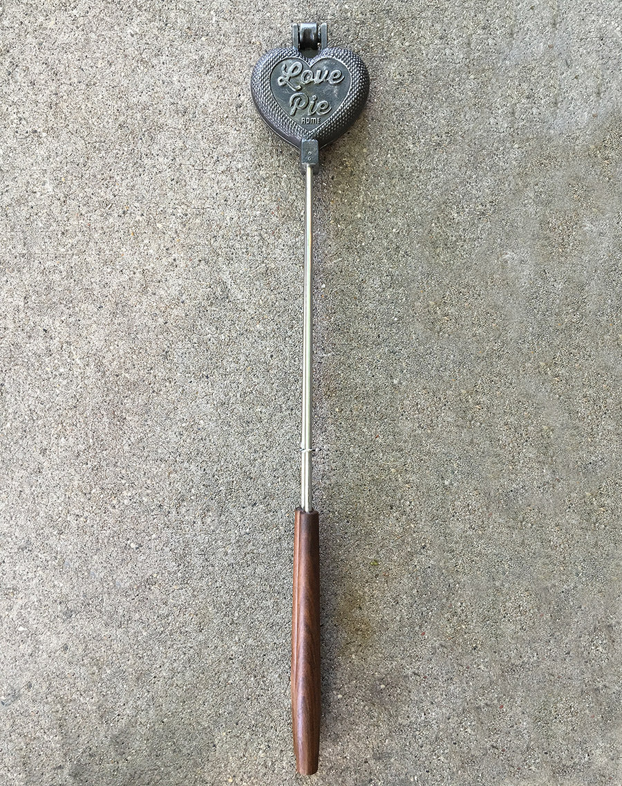 Love Pie Iron - Cast Iron