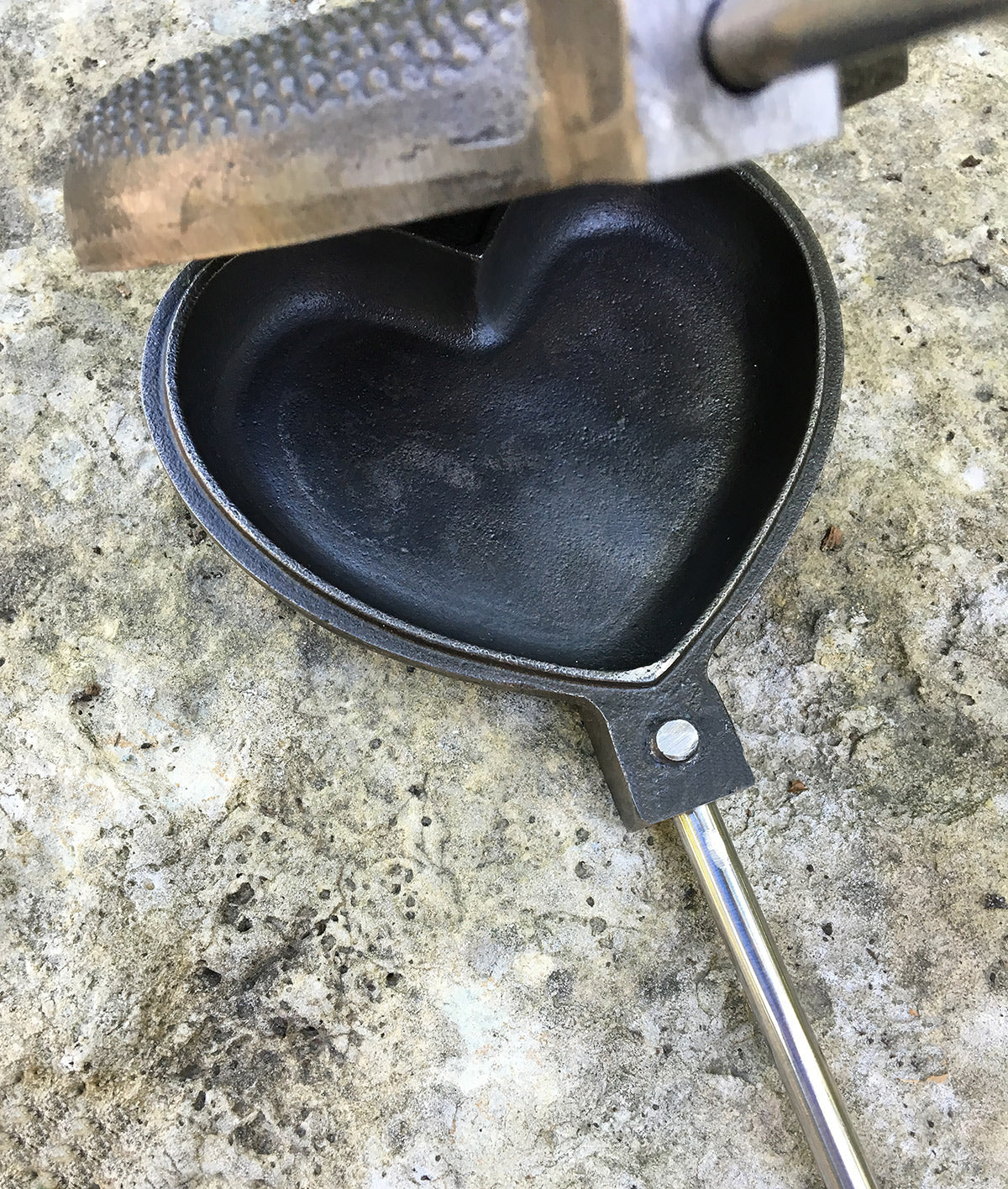 Love Pie Iron - Cast Iron